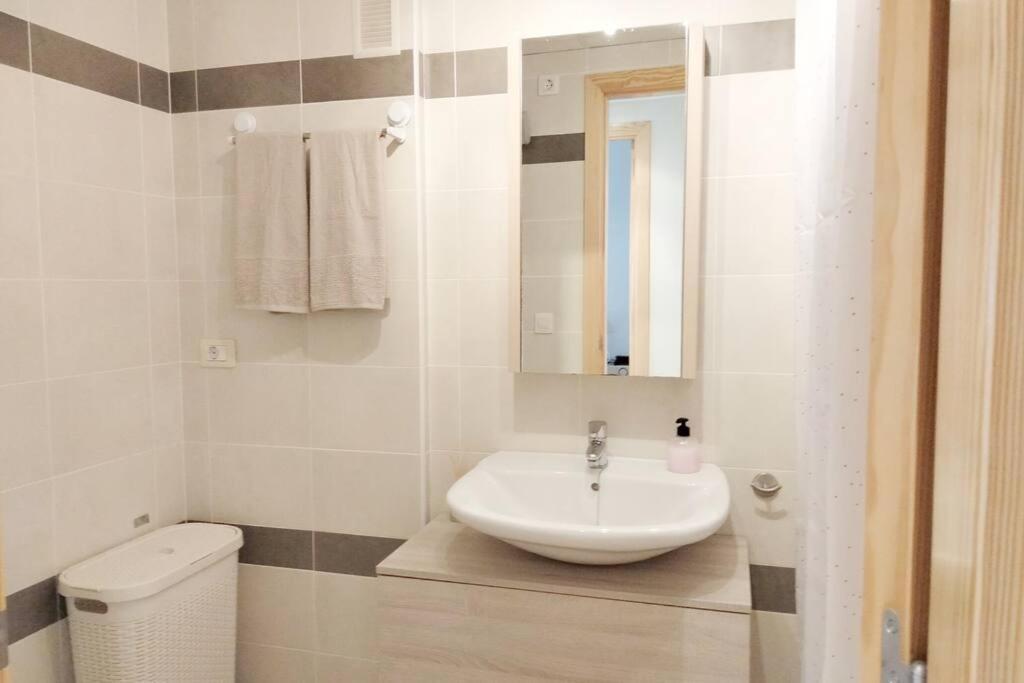 شقة Residencial Azahar, Piscina Y Parking Gratis Moncófar المظهر الخارجي الصورة